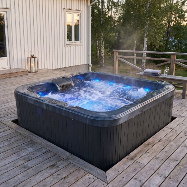 Spabad Zeus Blackline Edition – 6 personer | Svart Lucite® Akryl | Balboa® Styrsystem Spabad Zeus Blackline Edition – 6 personer | Svart Lucite® Akryl | Balboa® Styrsystem