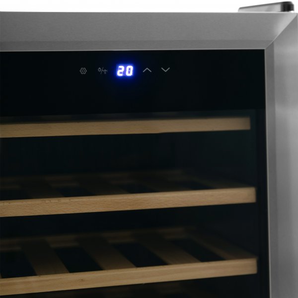 Vinkyl 24 flaskor | Tystgående | 43cm bred Vinkyl 24 flaskor | Tystgående | 43cm bred