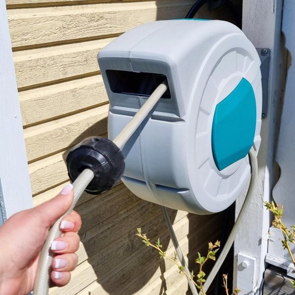 Slangvinda v�ggmonterad 20m | Vattenslang med automatisk upprullning