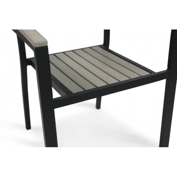 Trdgrdsstol i aluminium och komposit - FYNDVARA - FYNDVARA