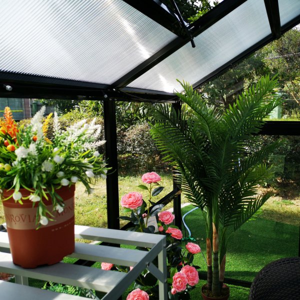 Premium glasväxthus 16,5m² | 5 års stormgaranti | 4mm säkerhetsglas Premium glasväxthus 16,5m² | 5 års stormgaranti | 4mm säkerhetsglas