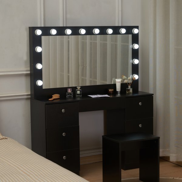 Sminkbord med LED-spegel | 14 lampor, 7 lådor & kristallhandtag | Svart Sminkbord med LED-spegel | 14 lampor, 7 lådor & kristallhandtag | Svart